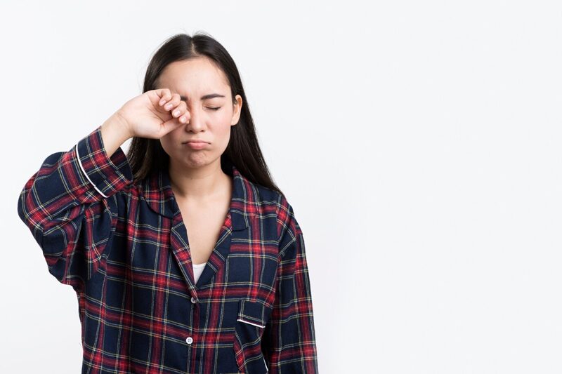 Nháy mắt điềm gì - Khám phá những bí ẩn thú vị về hiện tượng này